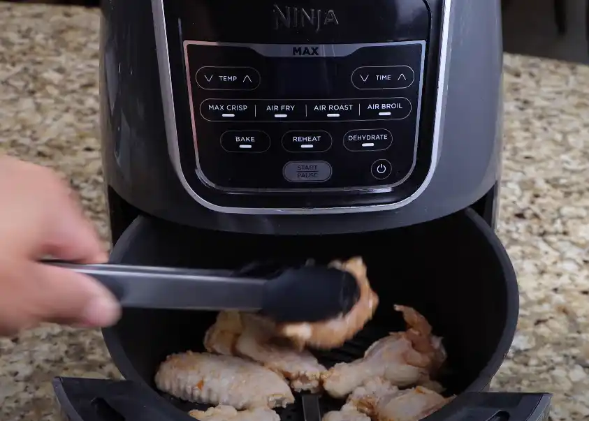 Crispy air fryer lemon pepper wings 